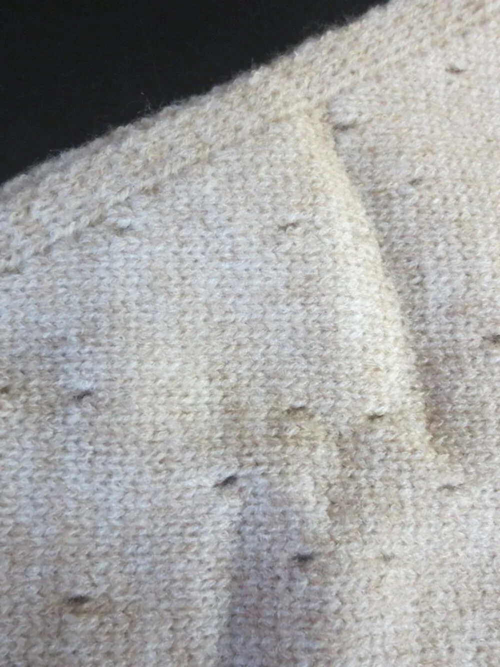 FREE PEOPLE WOMEN'S ESSENTIAL TRIANGLE SCARF - OSFA - TAUPE - Picture 4 of 4